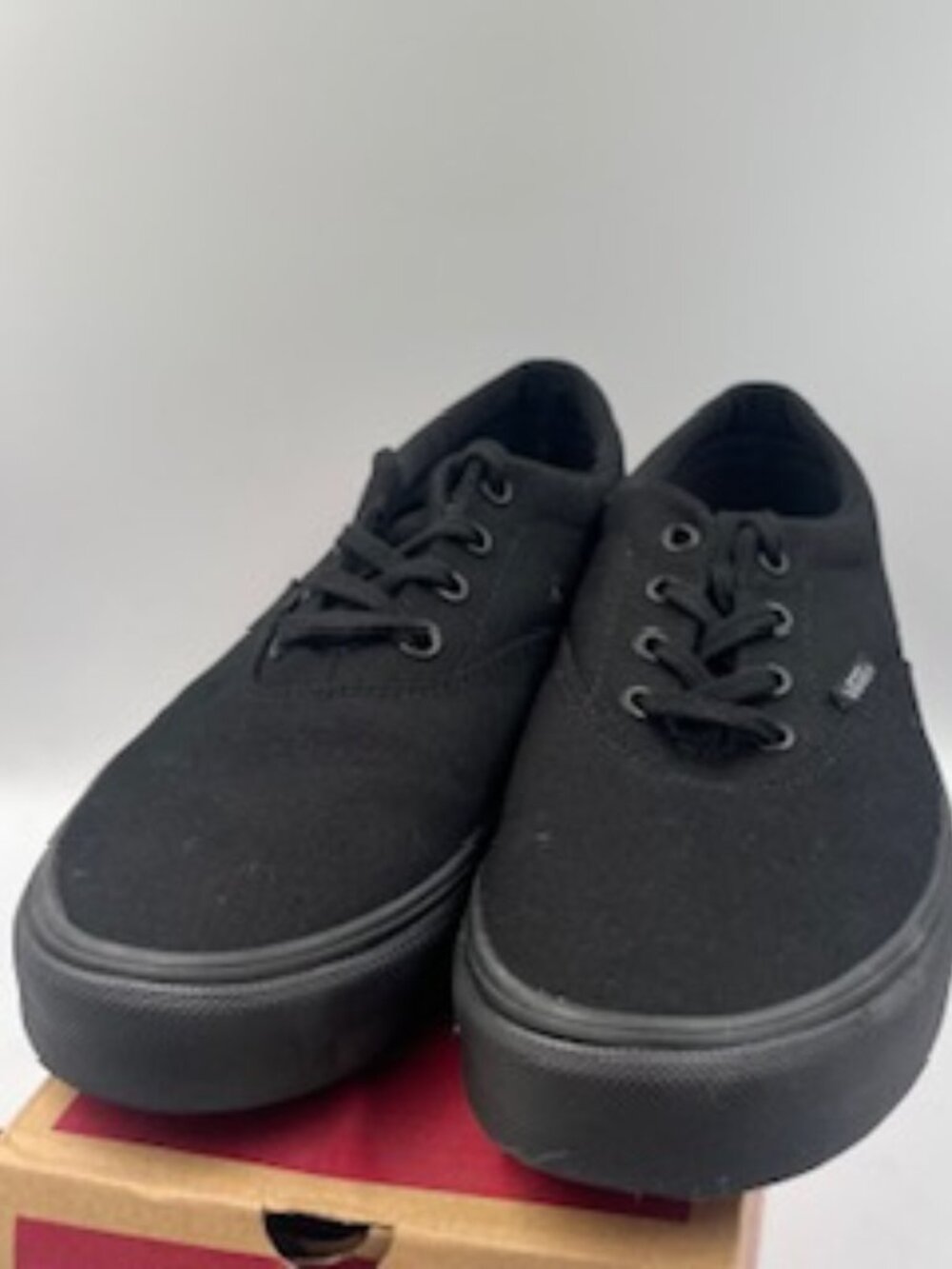 NEW Vans Era Doheny Women’s 9.5 Skate Black Sneakers Lace up Shoes NIB